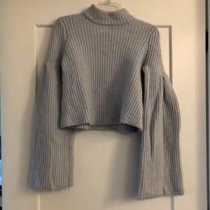 H&M Light Blue mid crop Sweater
